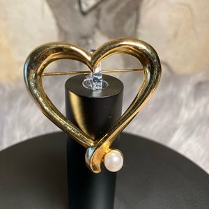 Gold Heart with Pearl Pin